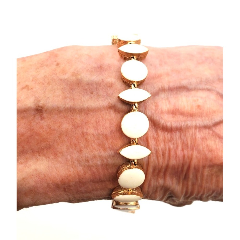 Vintage MCM White Enamel Panel Bracelet Atomic Mod 7" Gold Tone Safety Chain